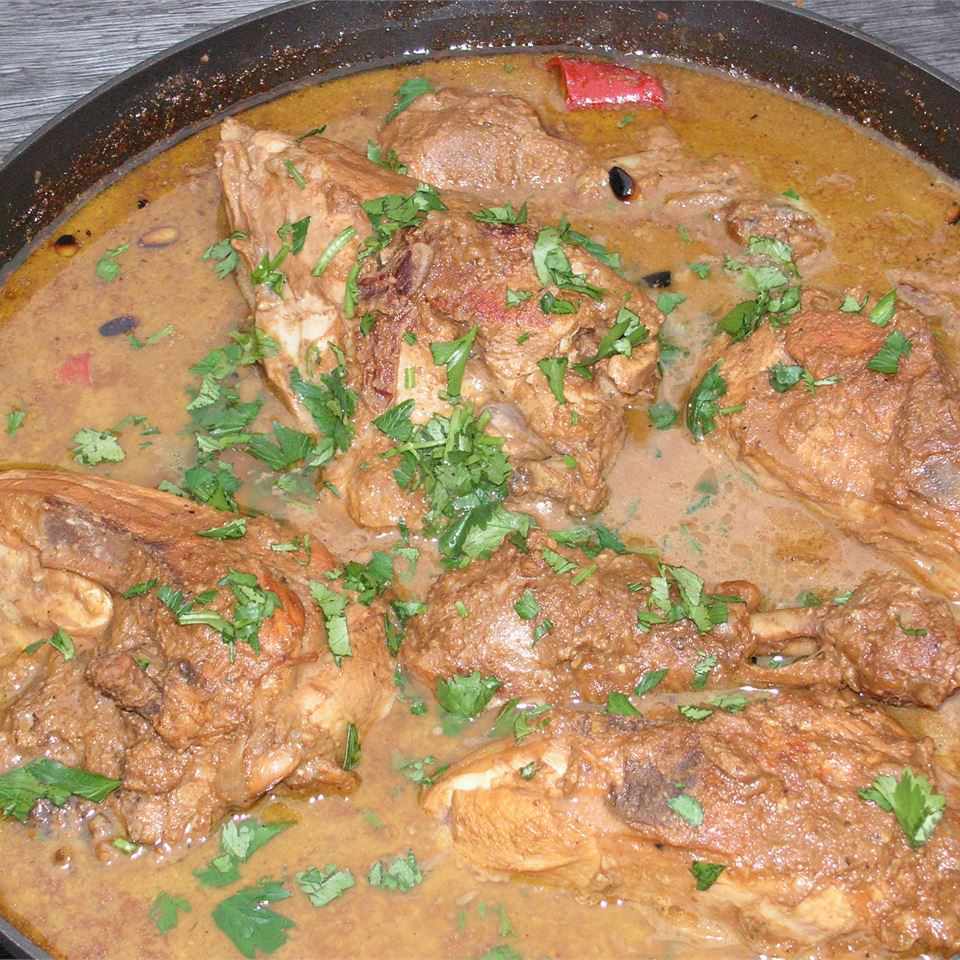 Receta Estofado de granada con pollo (Khoresh Fesenjan)