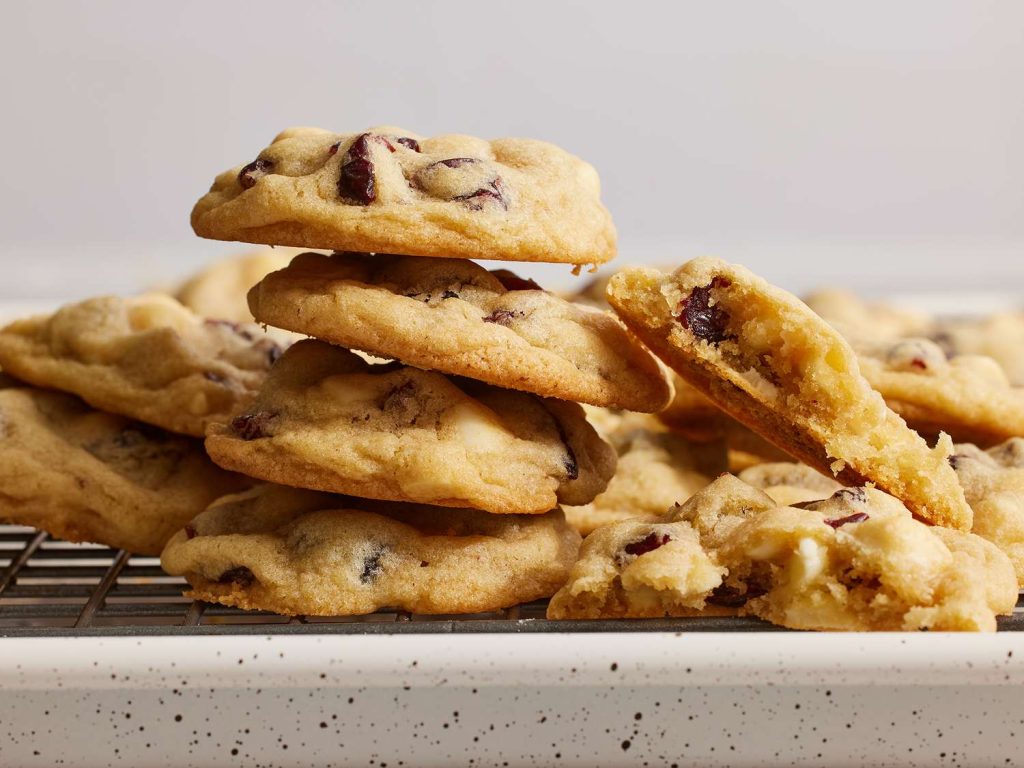 Receta Galletas de chocolate blanco y arándanos