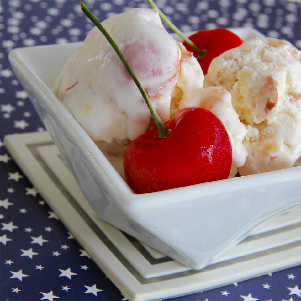 Receta Helado de vainilla y cereza